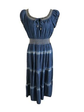 NWT Indigo & Lace Smocked Dress- Women’s Petite Medium
